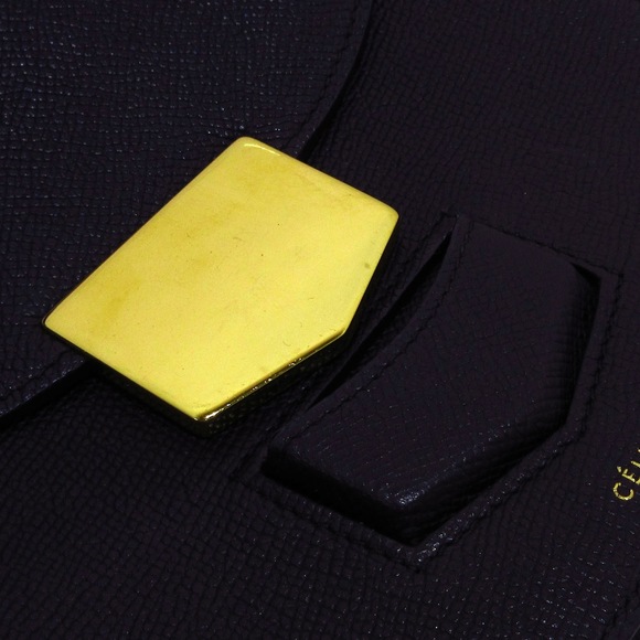 CELINE Trotteur Shoulder Bag - Picture 12 of 13